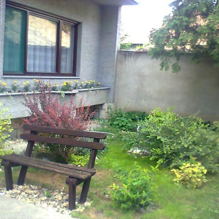 Domacinstvo Opavski Backi Petrovac Exterior foto